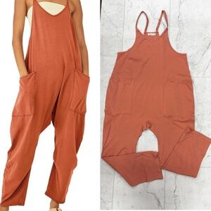 Women's Peach Relaxed Fit Jumpsuit - Size 6